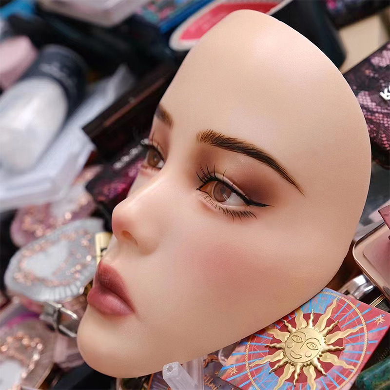 5D kullanımlık makyaj uygulama - Beauty Makeup Training incelemesi ve fiyatı
